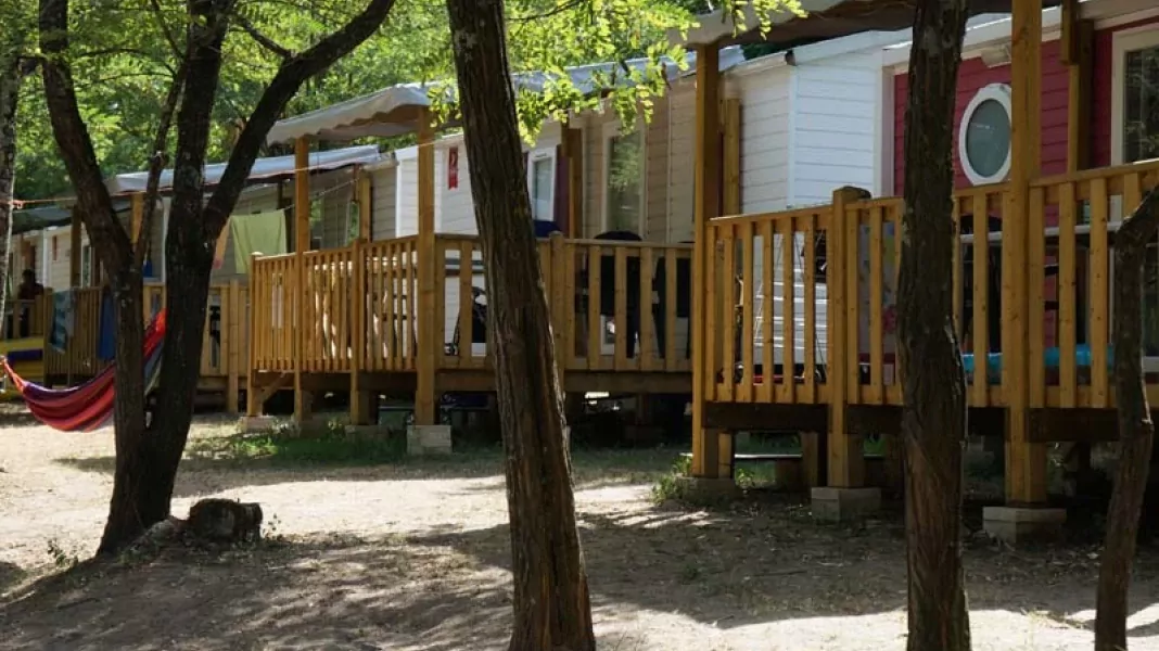 CAMPING LES ACTINIDIAS
