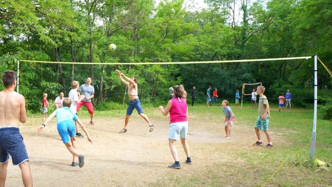 CAMPING LES ACTINIDIAS