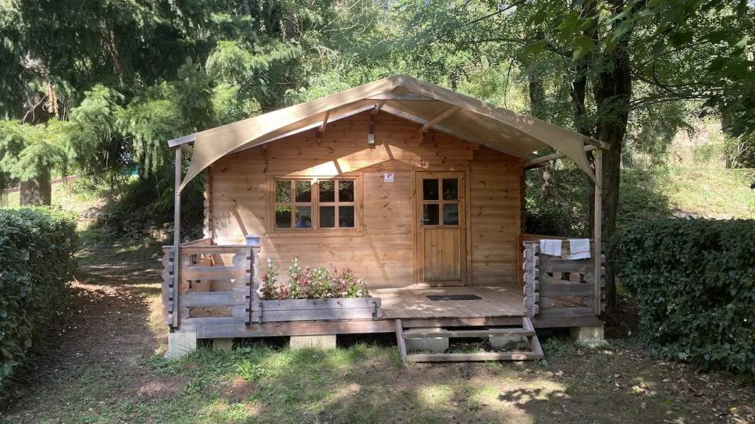 CAMPING LES BERGES DU DOUX