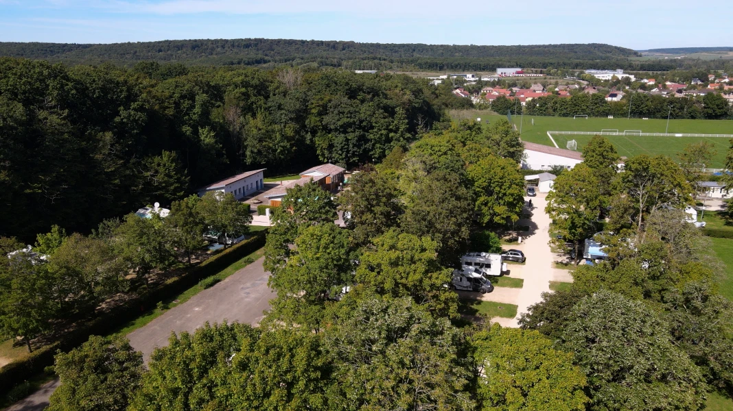 CAMPING DE CONTREXÉVILLE