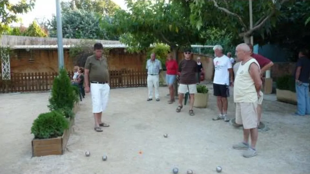 CAMPING DU THÉÂTRE ROMAIN