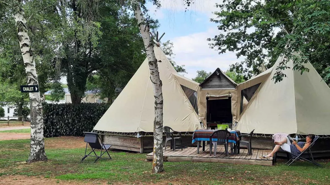 CAMPING AU LAC D'HAUTIBUS