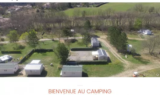 CAMPING LE PRÉ DE LA COMBE